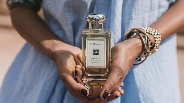 عطر مناسب زنان باردار