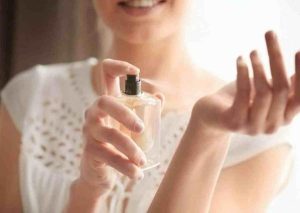 عطر مناسب پوست چرب و خشک