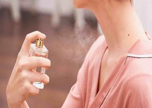 عطر مناسب پوست چرب و خشک